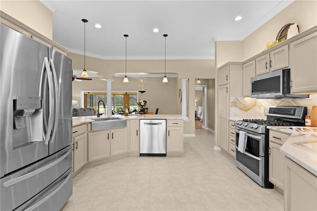 Interior, Kitchen, Pendant Lights, Recessed Lighting, Stainless Steel Appliances