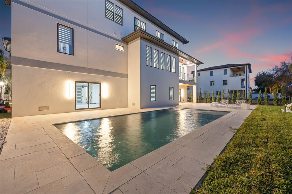 Exterior, Pool