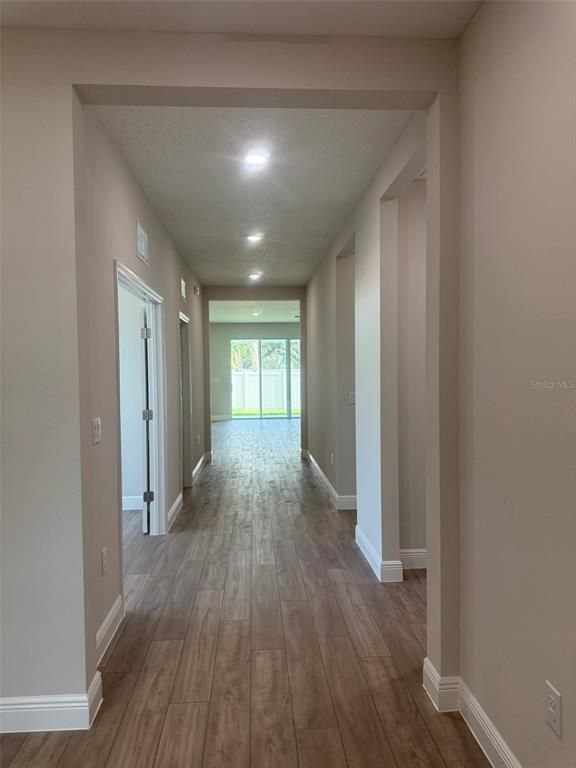 Interior, Recessed Lighting, Wood Texture Flooring