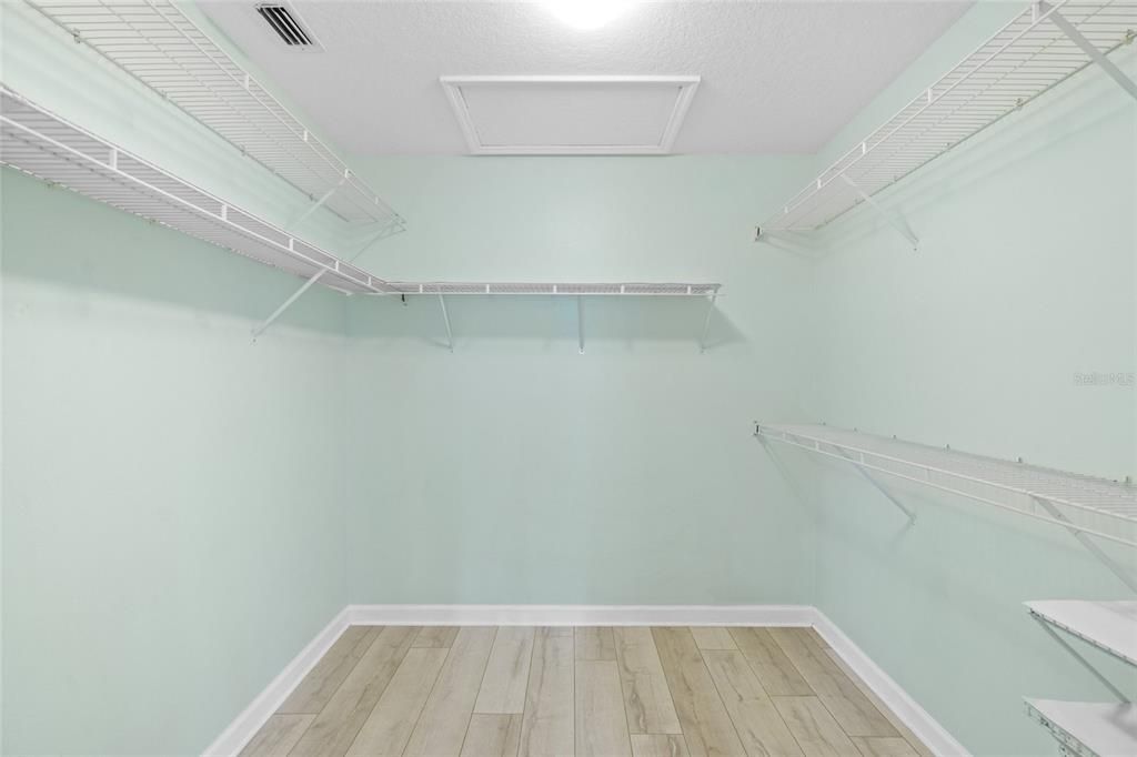 Interior, Walk-in Closets, Wood Texture Flooring