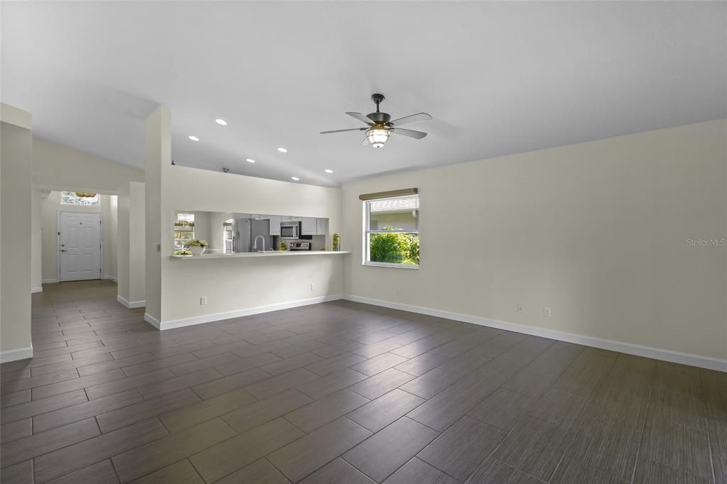 Empty room, Interior, Recessed Lighting, Wood Texture Flooring