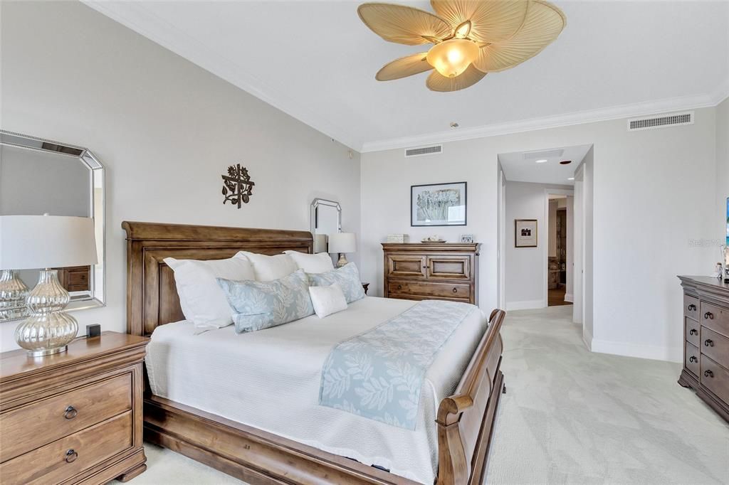 Bedroom, Interior, Recessed Lighting