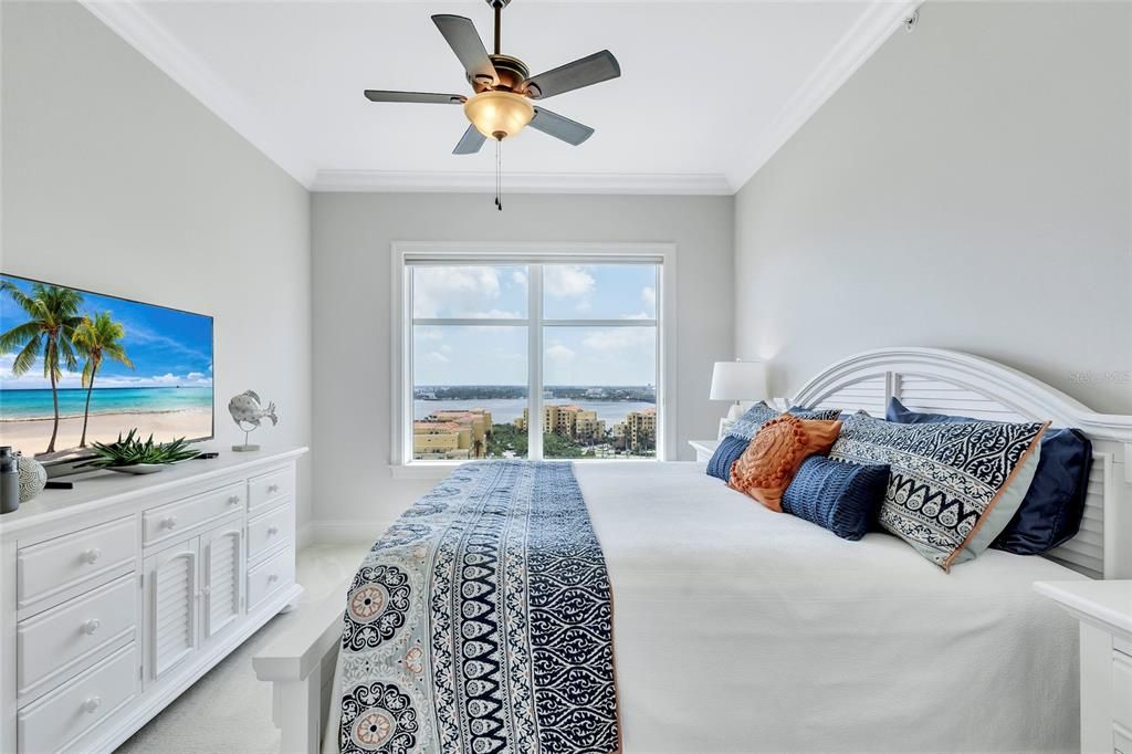 Bedroom, Interior, Water