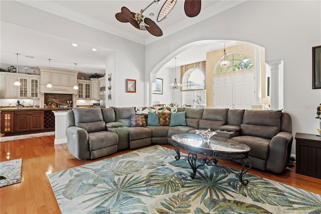 Interior, Kitchen, Living room, Pendant Lights, Recessed Lighting, Wood Texture Flooring