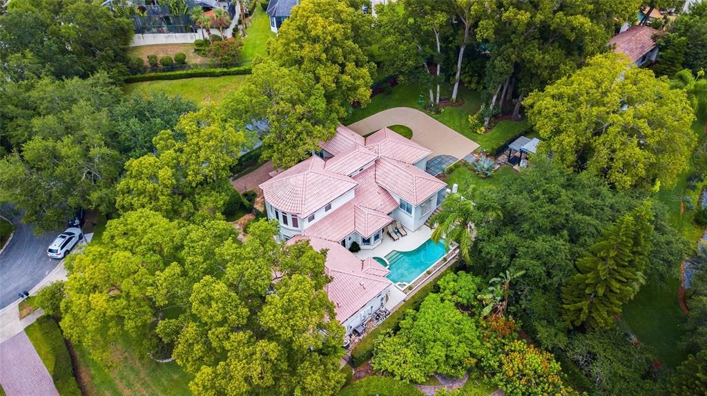 Exterior, Drone