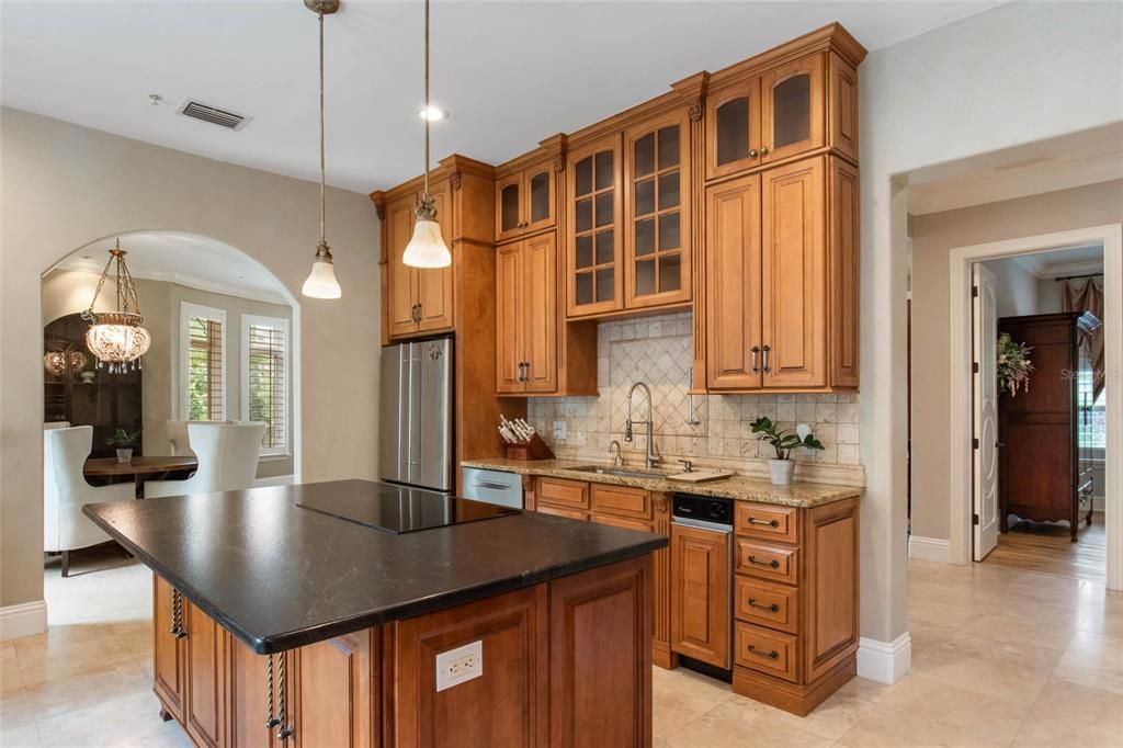 Dining room, Interior, Kitchen, Pendant Lights, Recessed Lighting, Stainless Steel Appliances