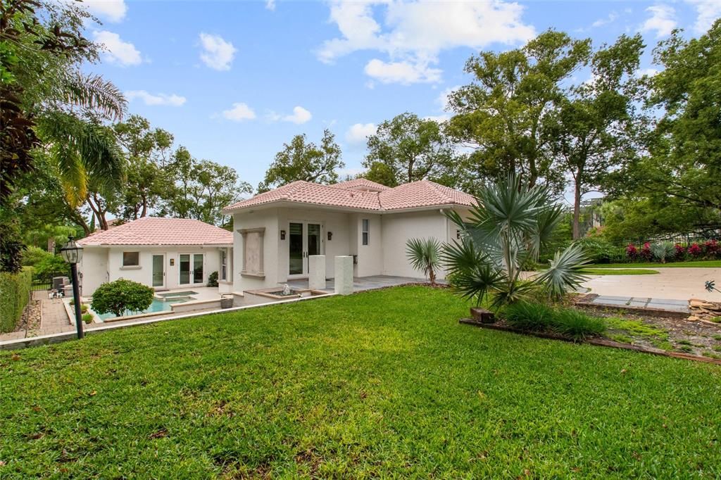Backyard, Exterior