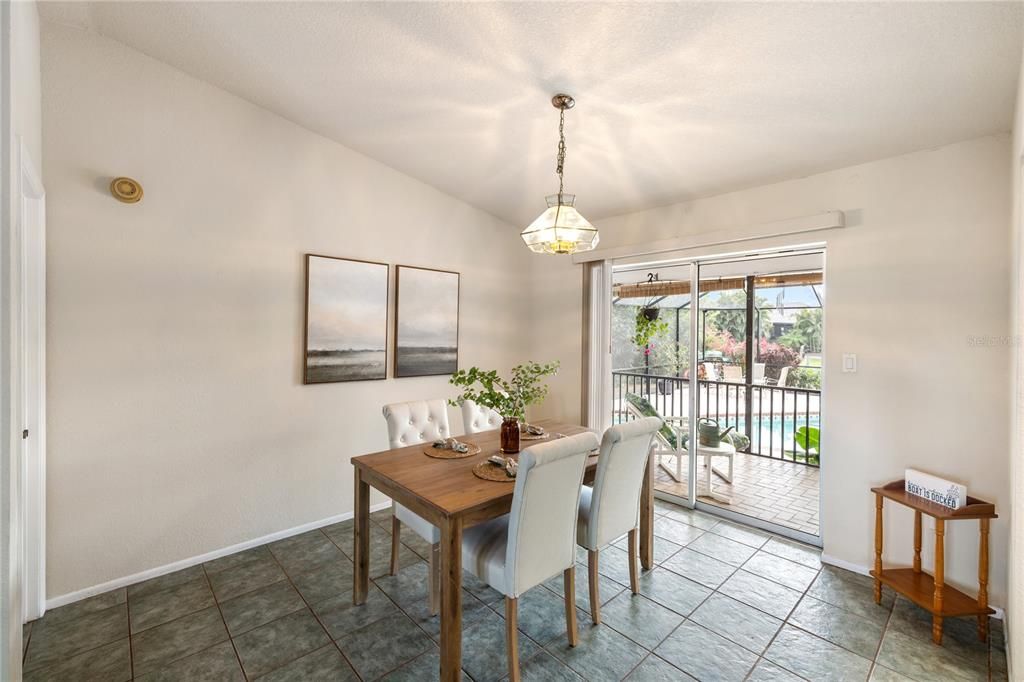 Dining room, Interior, Pendant Lights