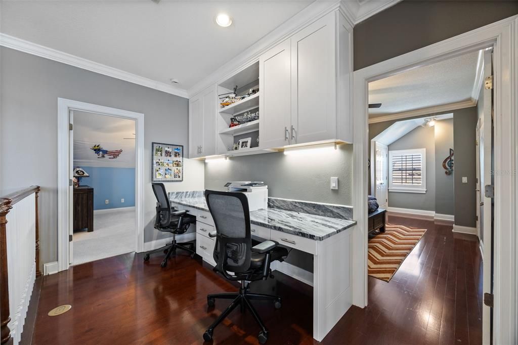 Home Office, Interior, Recessed Lighting, Wood Texture Flooring
