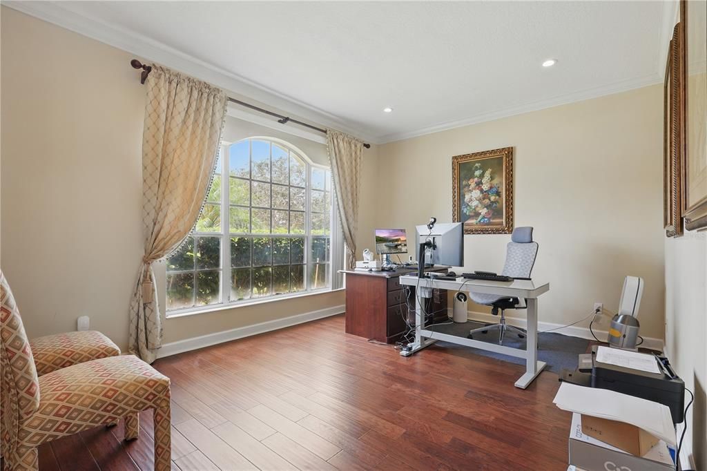 Home Office, Interior, Recessed Lighting, Wood Texture Flooring