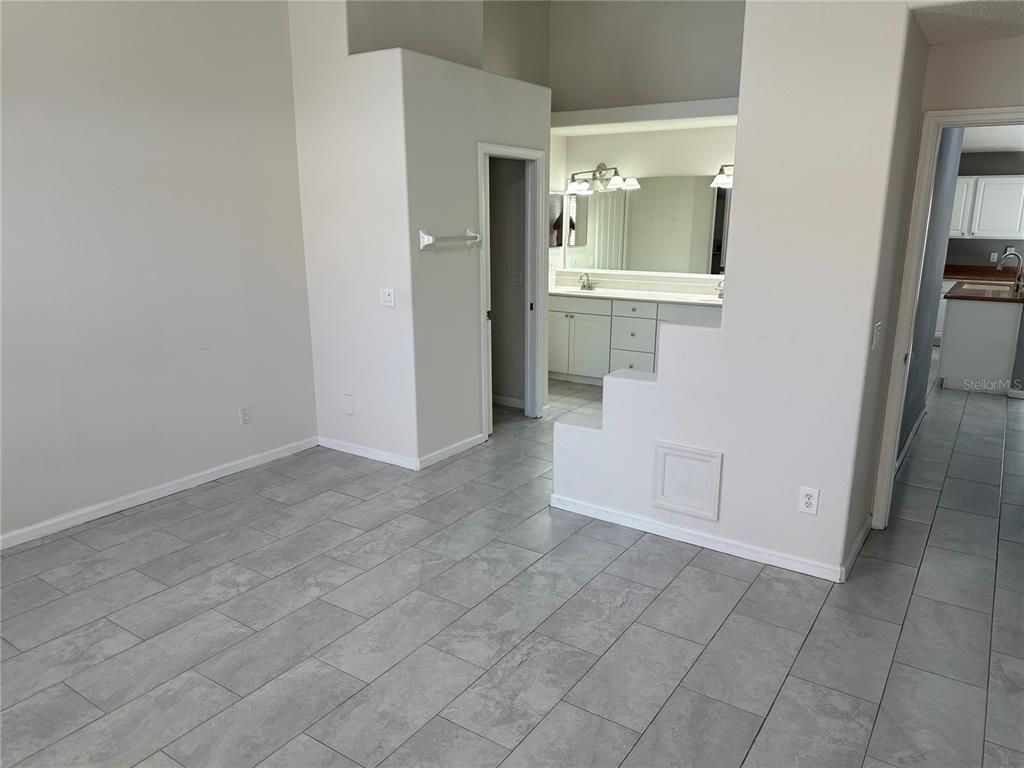 Bathroom, Empty room, Interior