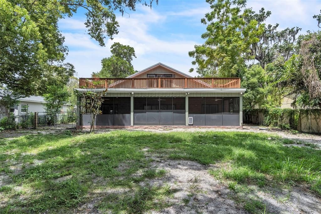 Backyard, Exterior