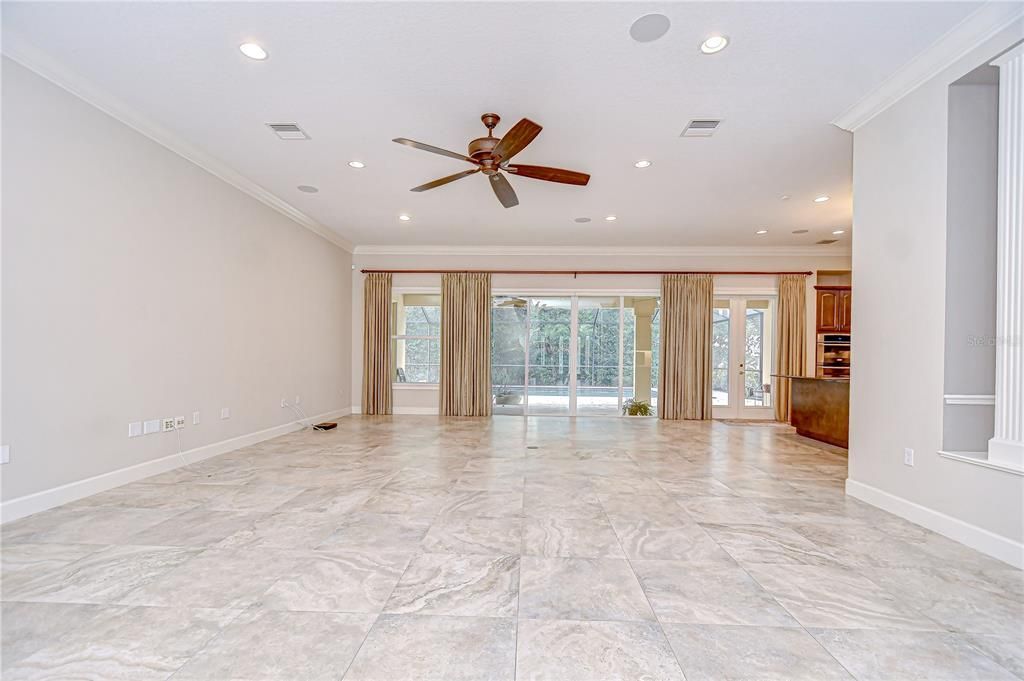 Empty room, Interior, Marble, Recessed Lighting