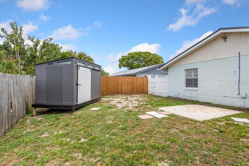 Backyard, Exterior
