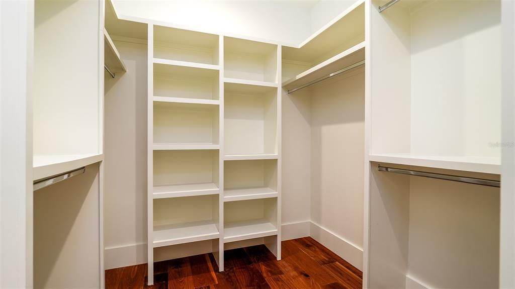 Interior, Walk-in Closets, Wood Texture Flooring