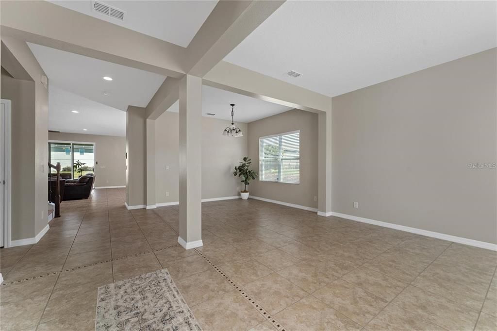 Chandelier, Empty room, Interior, Recessed Lighting