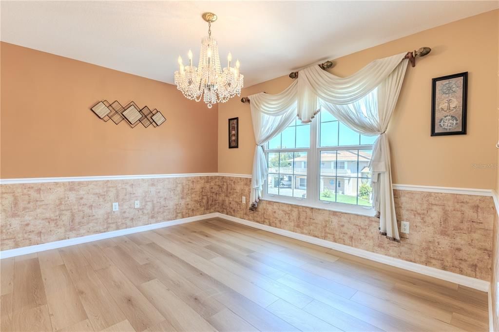 Chandelier, Empty room, Interior, Wood Texture Flooring