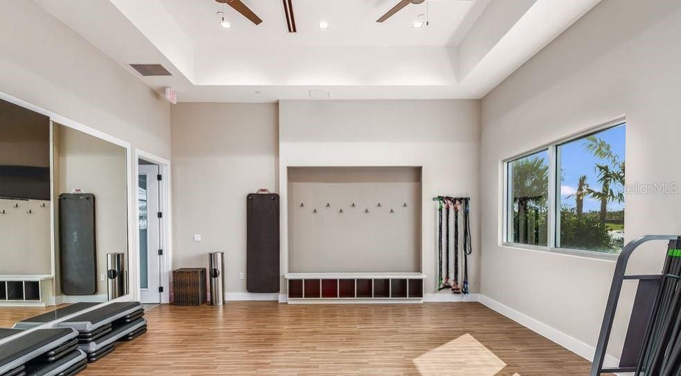 Fitness Equipment, Interior, Recessed Lighting, Wood Texture Flooring