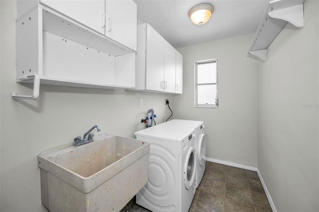 Interior, Washer