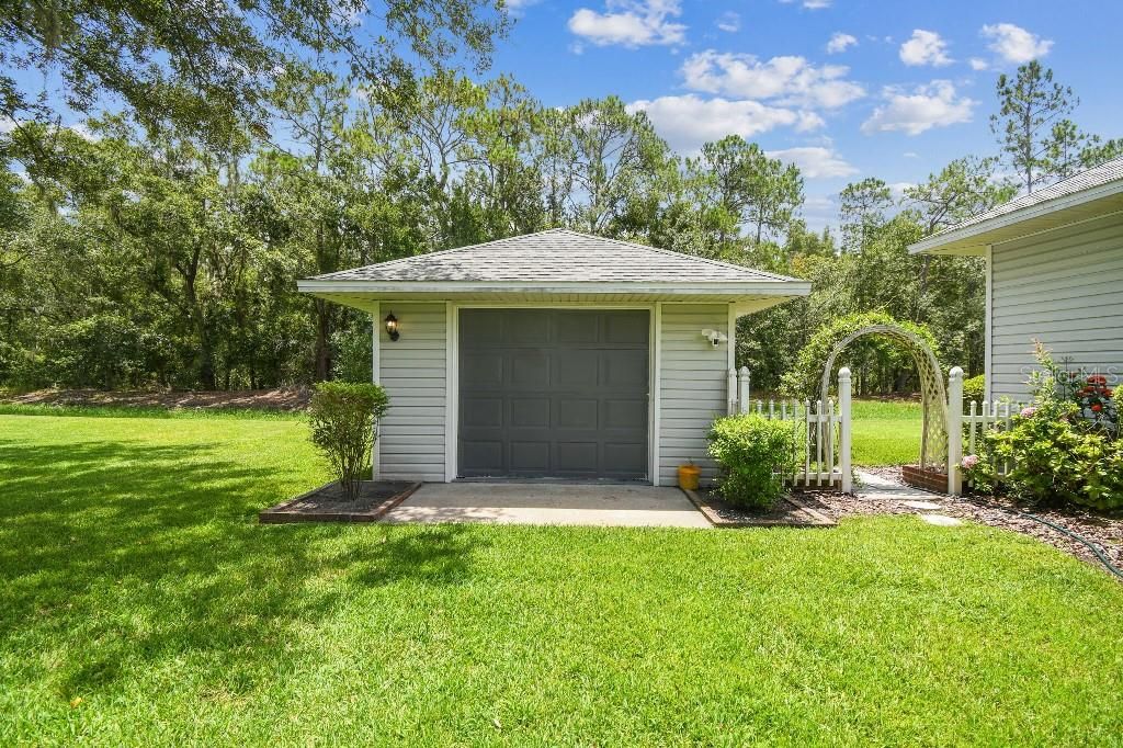 Backyard, Detached Garage, Exterior