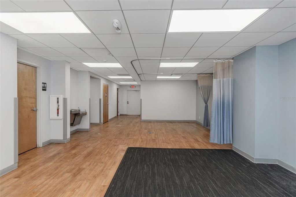Elevator, Interior, Recessed Lighting, Wood Texture Flooring
