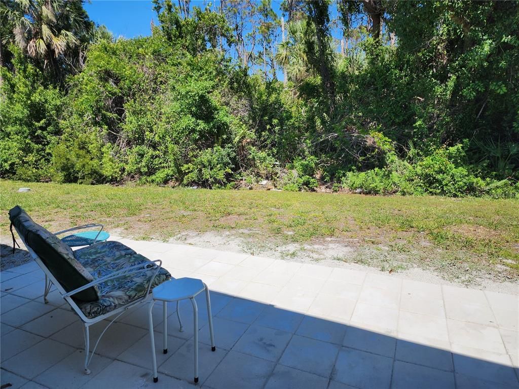 Backyard, Exterior