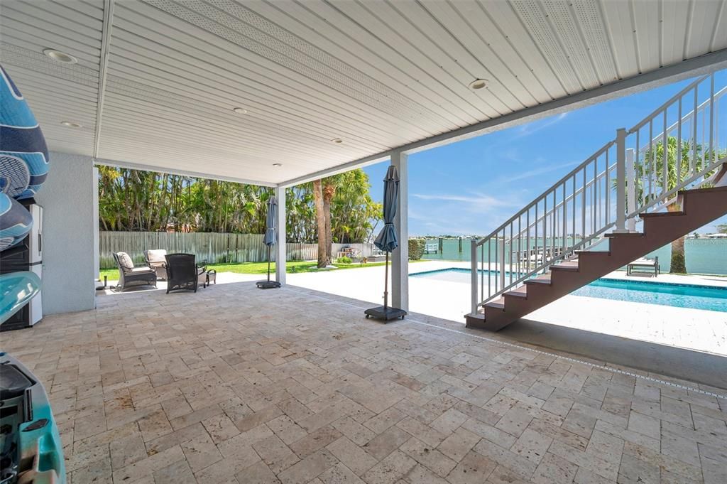 Exterior, Pool, Water