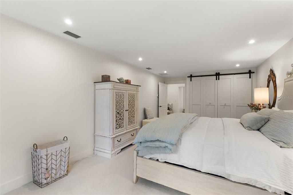 Bedroom, Interior, Recessed Lighting