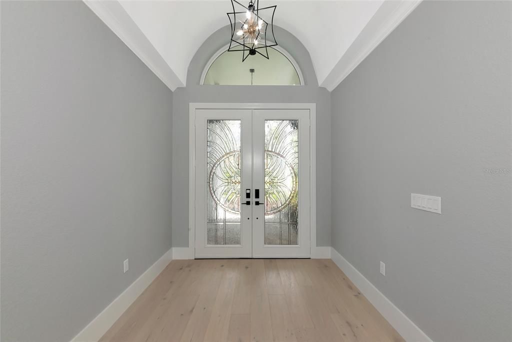 Interior, Pendant Lights, Wood Texture Flooring