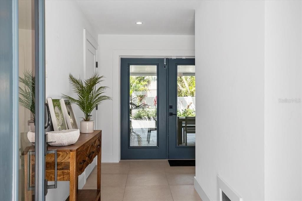 Interior, Recessed Lighting