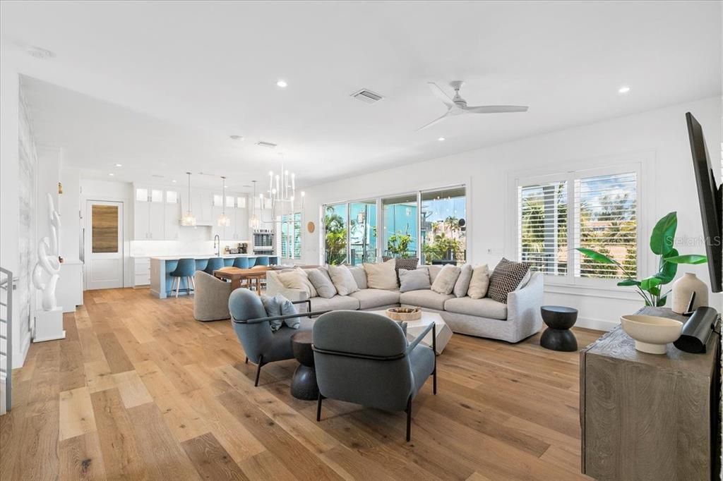 Interior, Kitchen, Living room, Pendant Lights, Recessed Lighting, Wood Texture Flooring