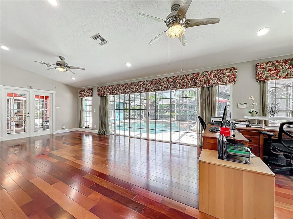 Home Office, Interior, Recessed Lighting, Wood Texture Flooring