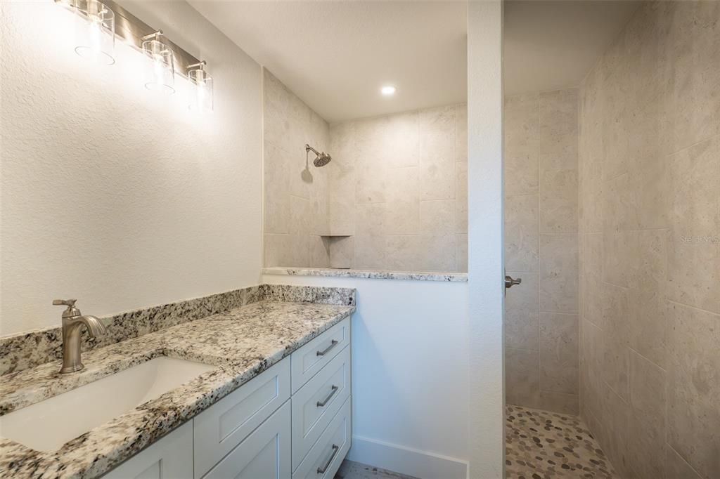 Bathroom, Interior, Recessed Lighting