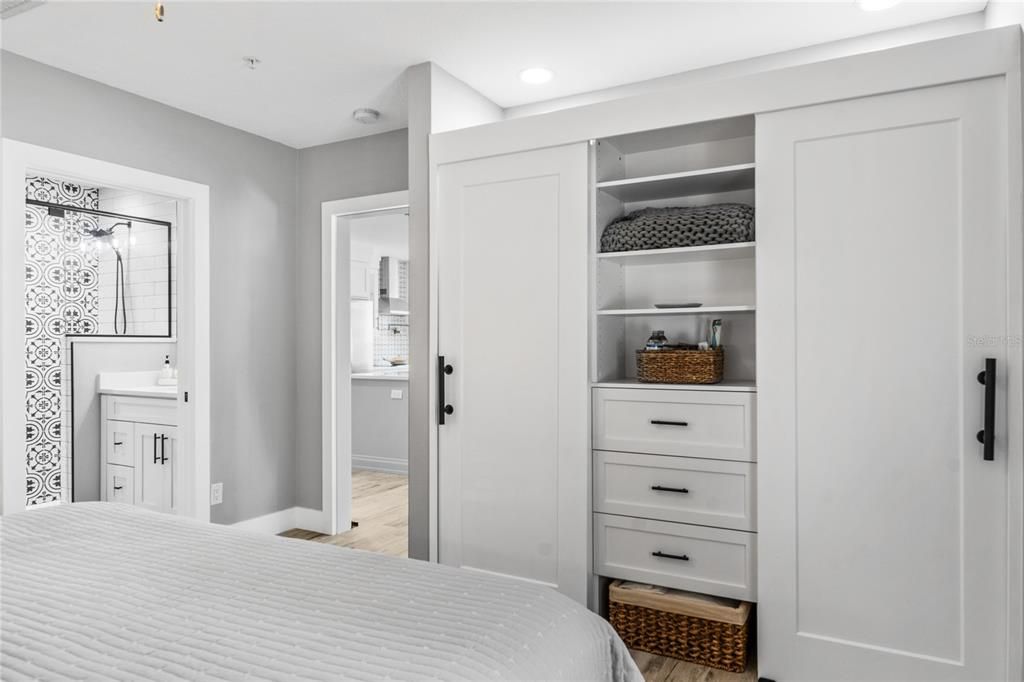 Bathroom, Bedroom, Interior, Recessed Lighting, Wood Texture Flooring