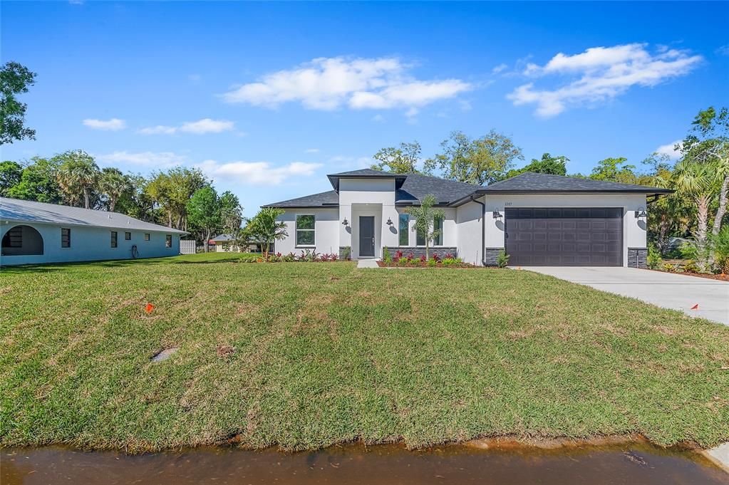 Attached, Backyard, Exterior, Facade, Ranch