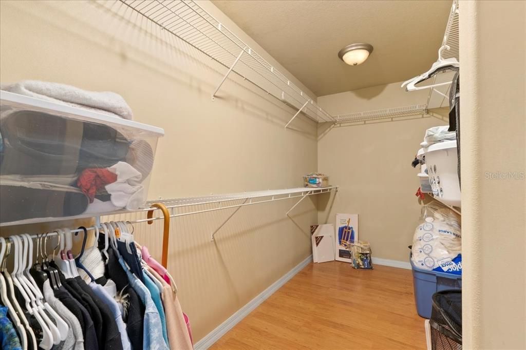 Interior, Walk-in Closets, Wood Texture Flooring