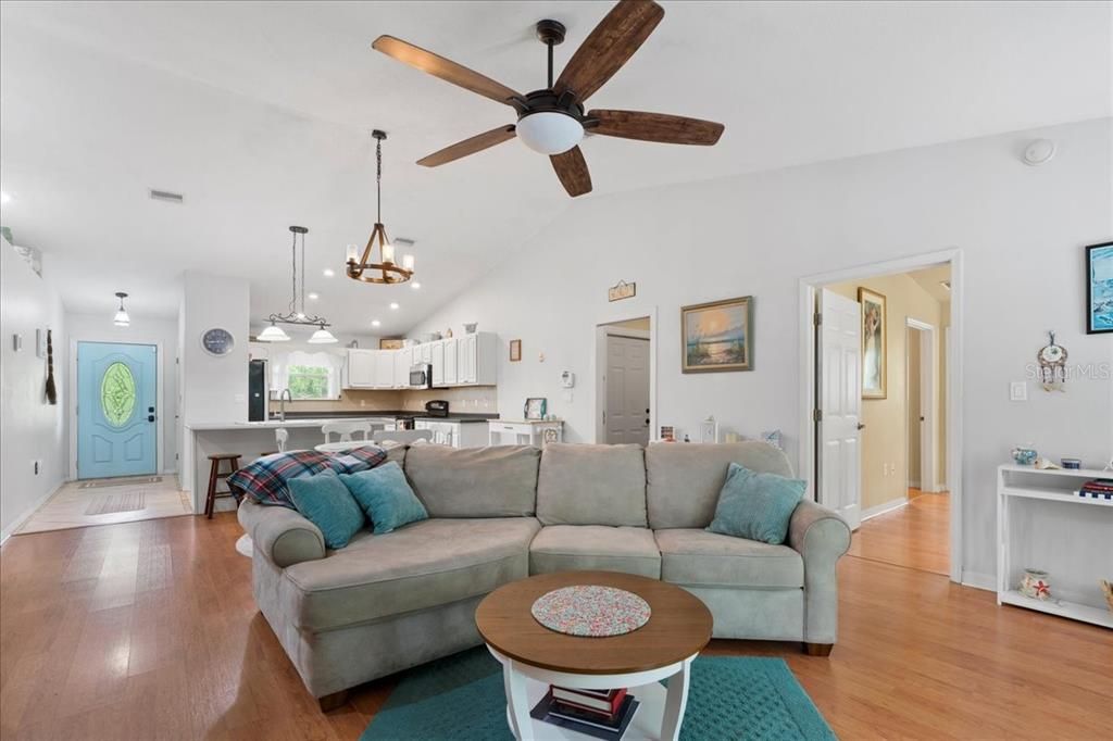 Interior, Kitchen, Living room, Pendant Lights, Recessed Lighting, Stainless Steel Appliances, Wood Texture Flooring