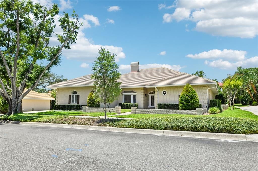 Exterior, Facade, Ranch