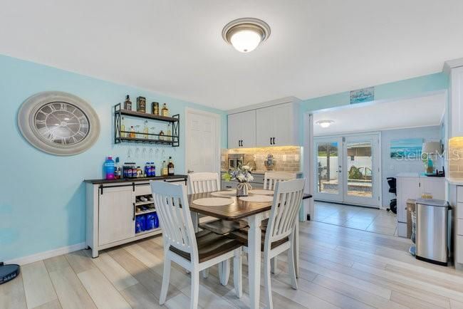 Dining room, Interior, Wood Texture Flooring