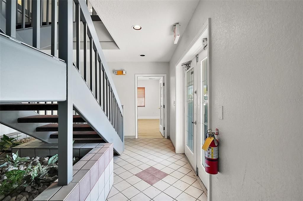 Interior, Recessed Lighting