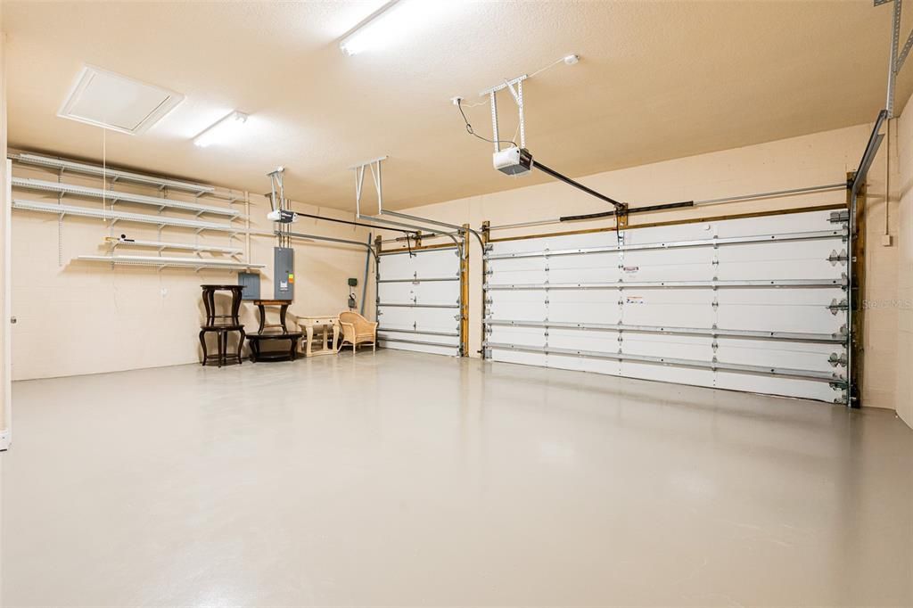 Garage, Interior