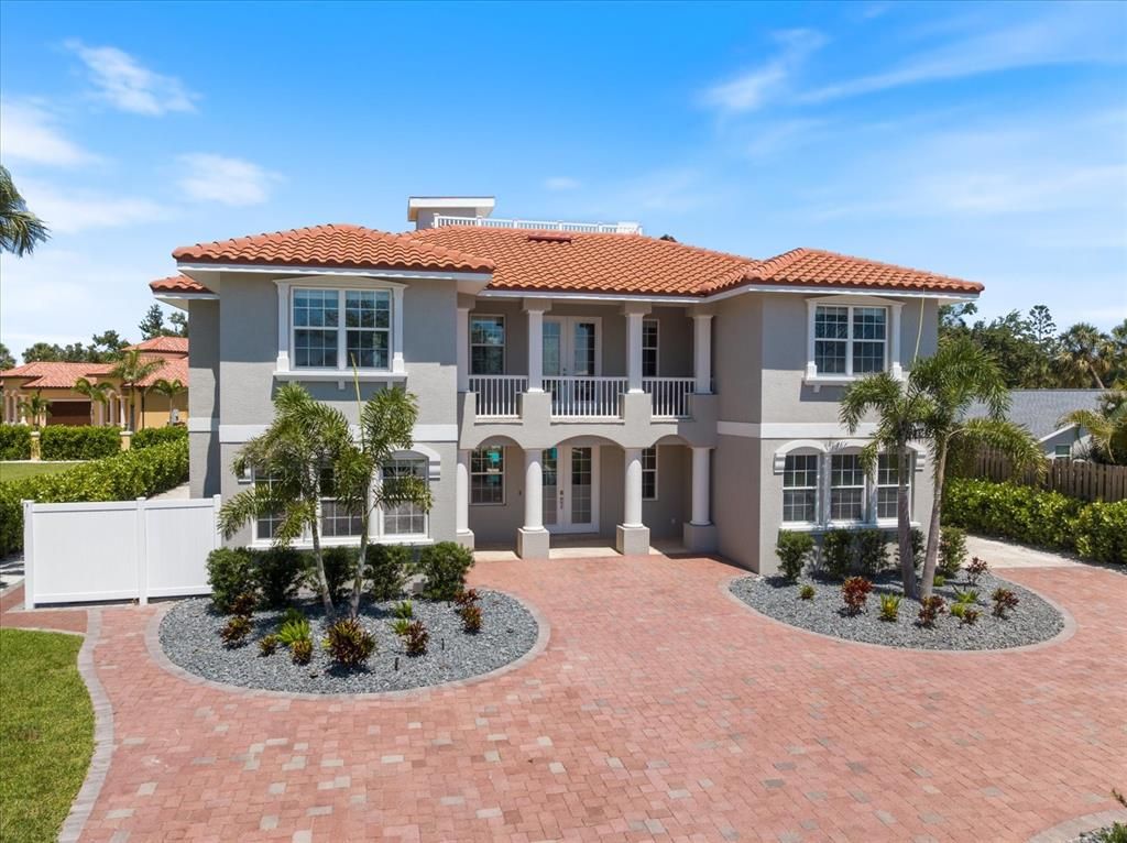 Backyard, Exterior, Facade, Mediterranean