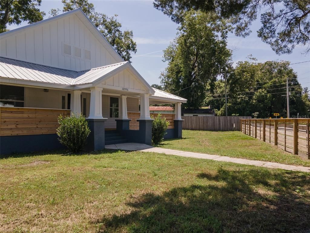 Backyard, Exterior