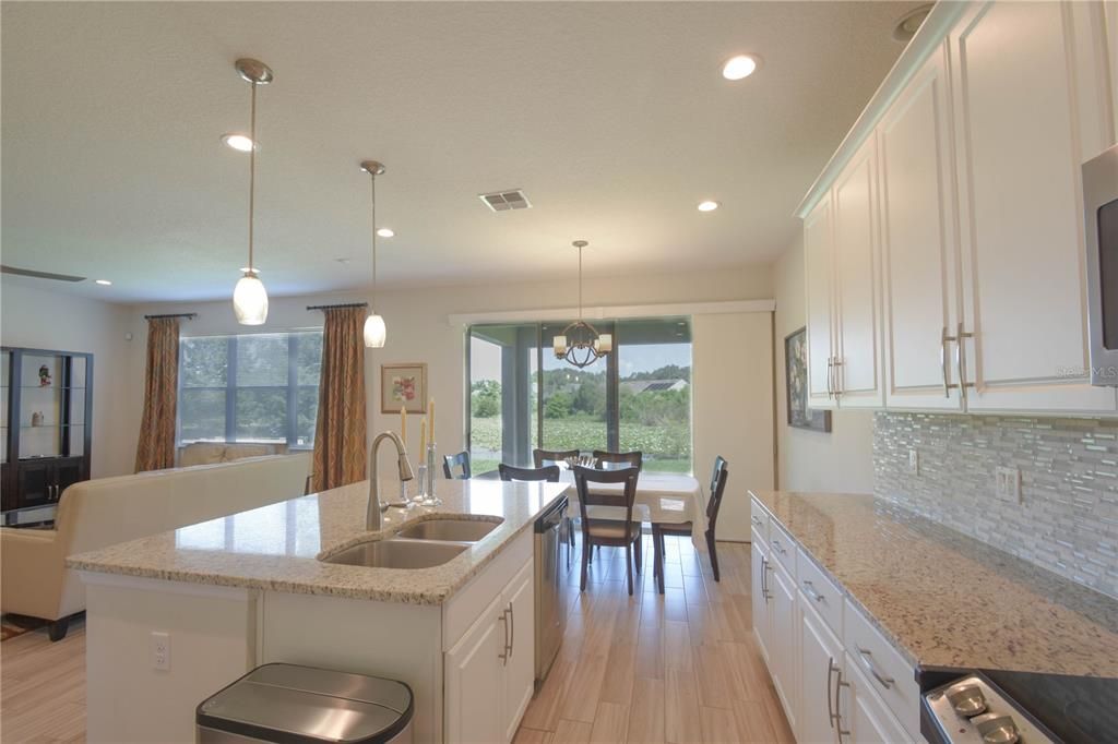 Dining room, Interior, Kitchen, Pendant Lights, Recessed Lighting, Wood Texture Flooring