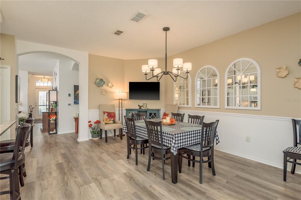 Chandelier, Dining room, Interior, Wood Texture Flooring