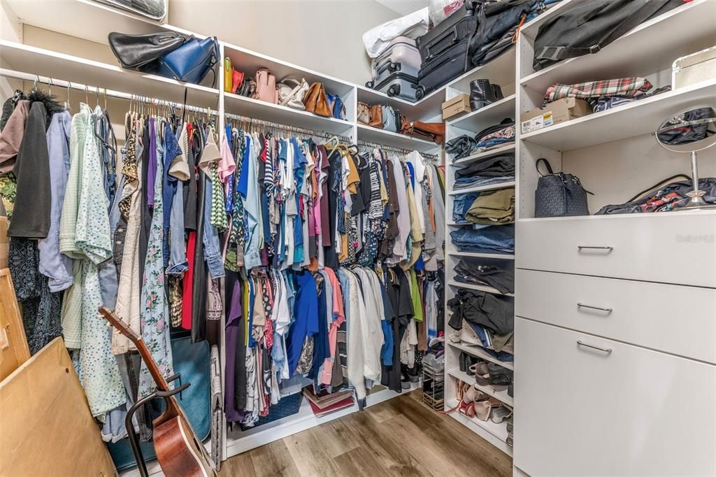 Interior, Walk-in Closets, Wood Texture Flooring