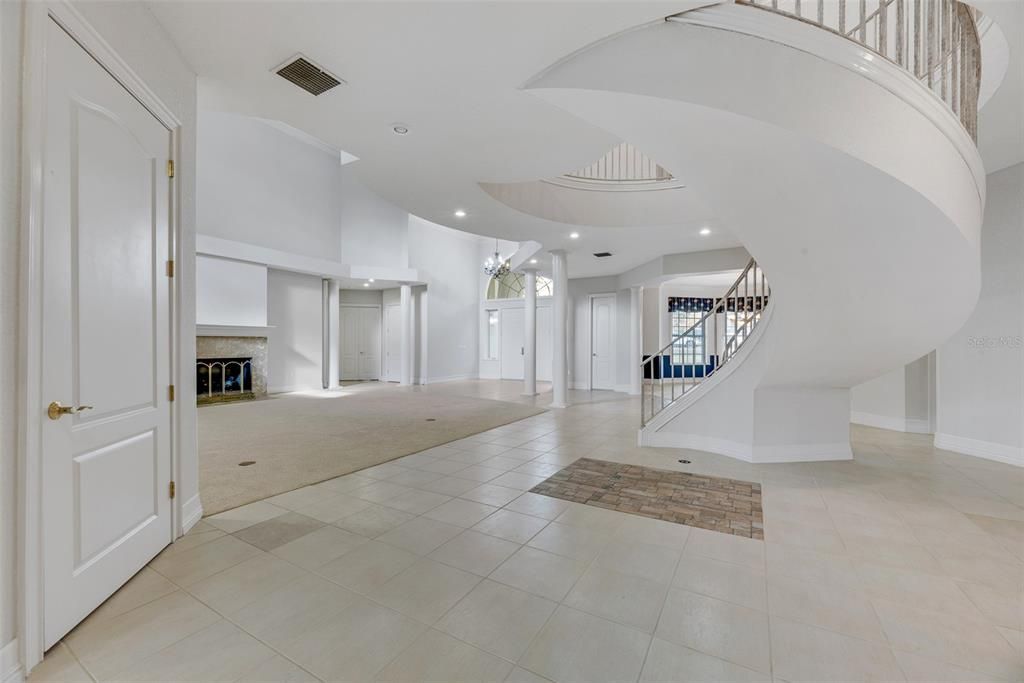 Chandelier, Empty room, Fireplace, Interior, Pendant Lights, Recessed Lighting