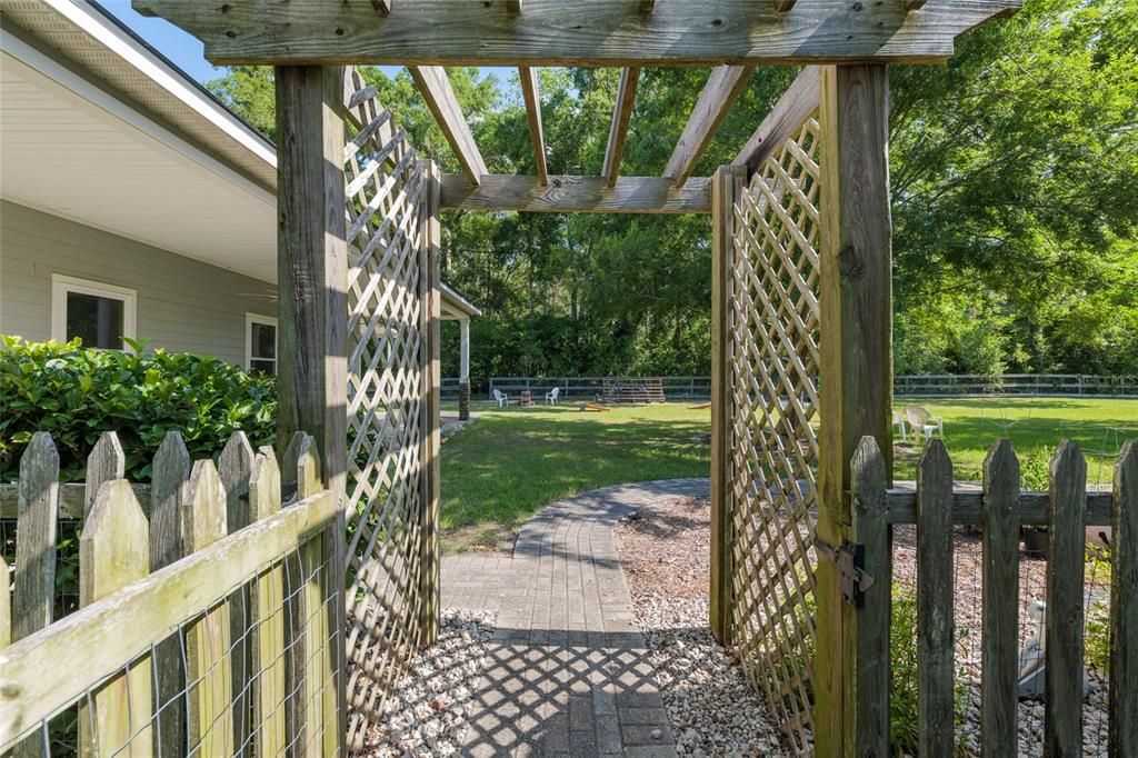Backyard, Exterior