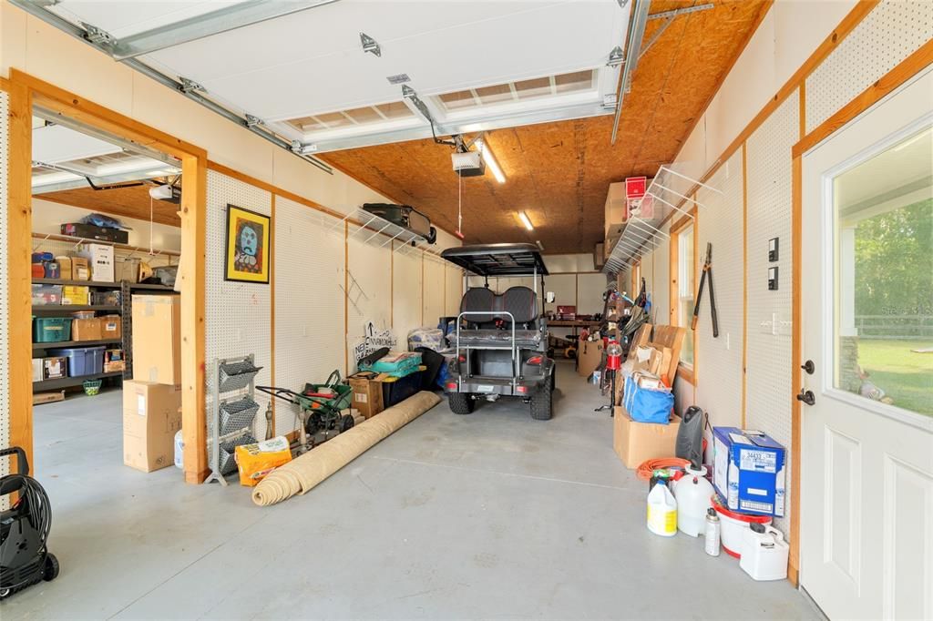Garage, Interior