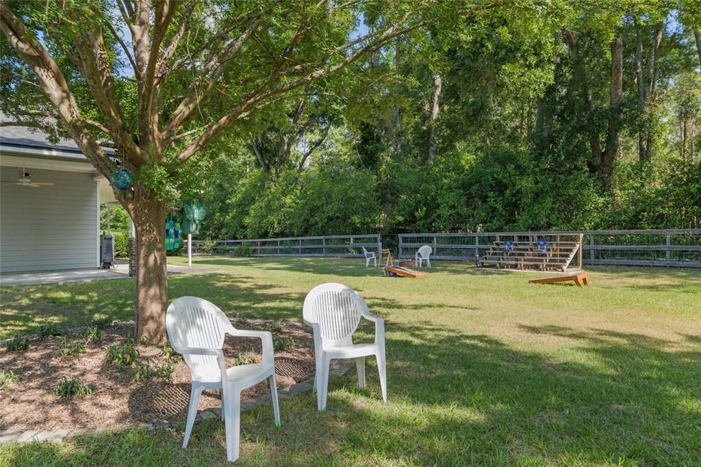 Backyard, Exterior